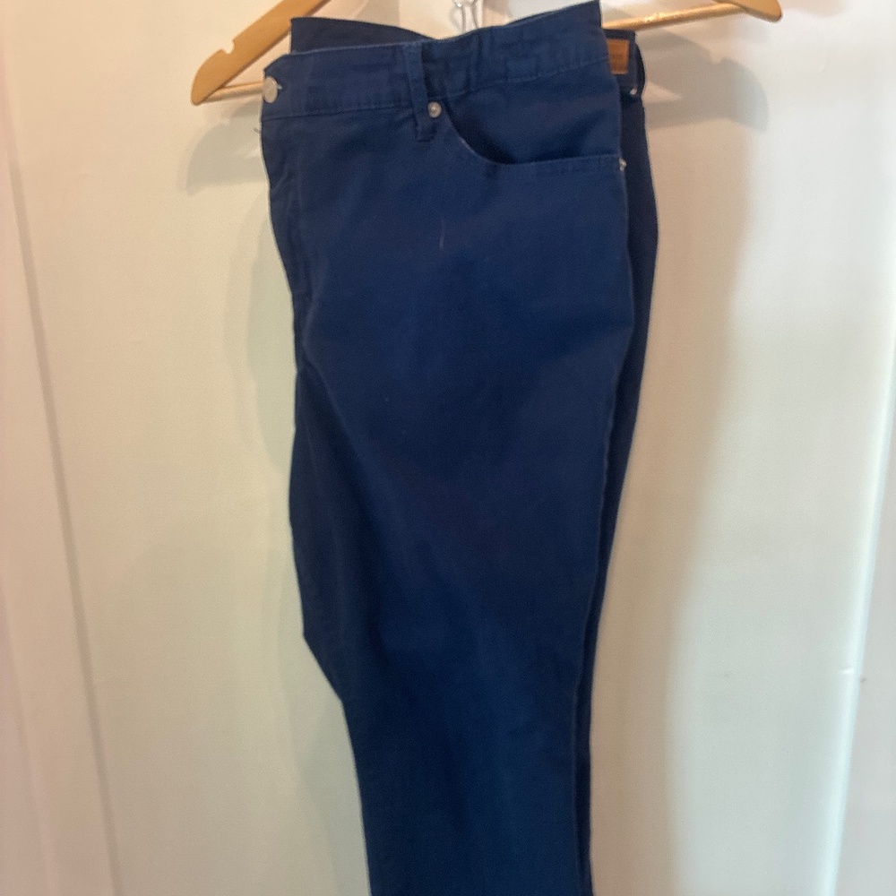 Crown and Ivy High Skinny crop